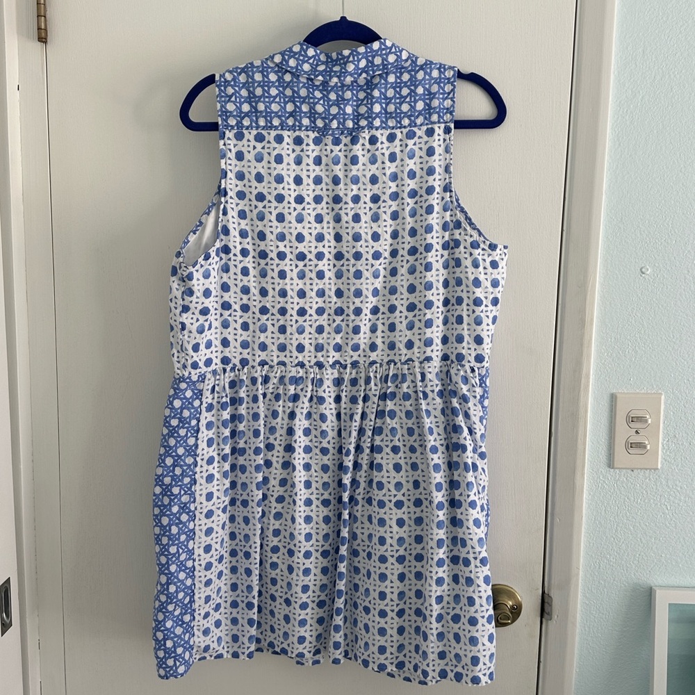 Vineyard Vines painted blue and white rattan print dress size 16 EUC msrp $98 - Picture 3 of 11